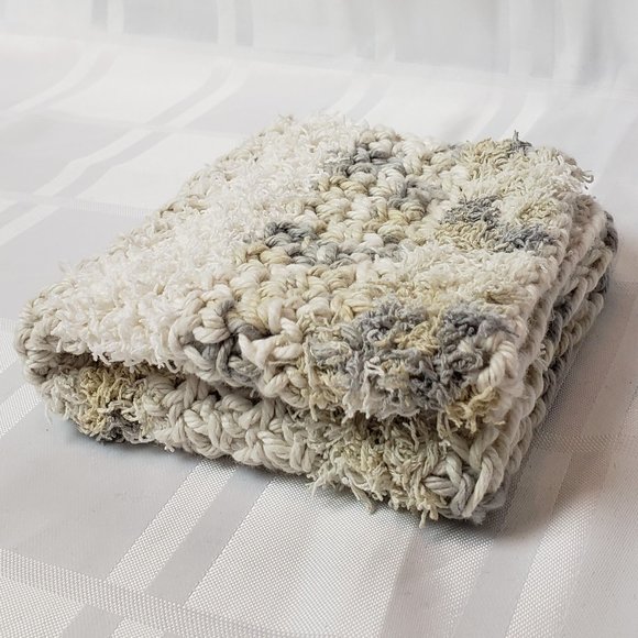 BUNDLE 🍽️ 2/$15 🍽️ Dishcloths